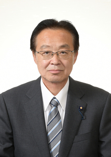⑪ 七戸仁